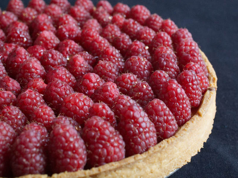 fresh raspberry tart