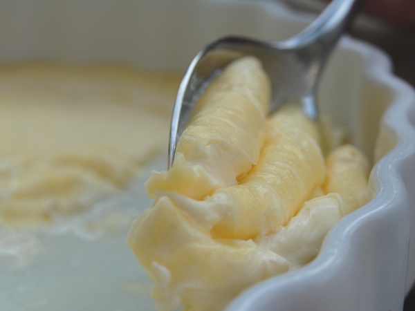 scooped-clotted-cream