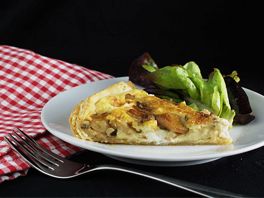 Tarte à l'ail confit