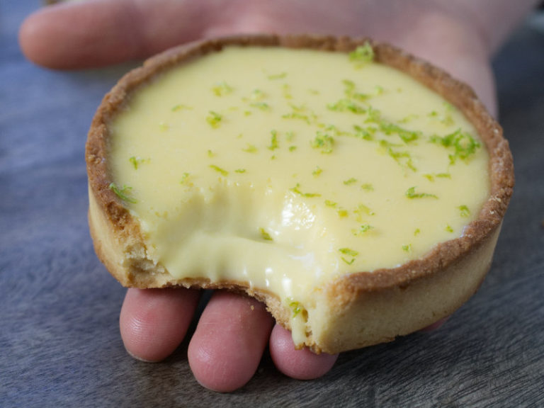 Lirrésistible tarte au citron vert basilic de Jacques Génin Nathalie